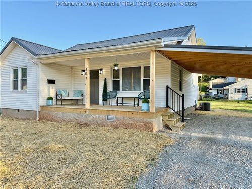 307 2nd Ave, Ripley, WV, 25271-1523 | Card Image