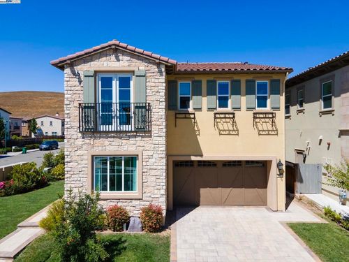 301 Arrowleaf St, San Ramon, CA, 94582-5477 | Card Image