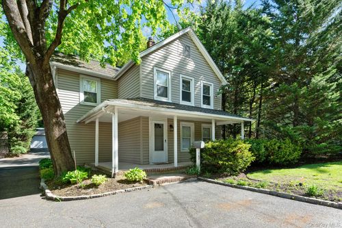 147 Fort Salonga Rd, Northport, NY, 11768-2848 | Card Image