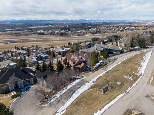 39 Slopes Grove Sw, Calgary, AB, T3H3Y6 | Card Image