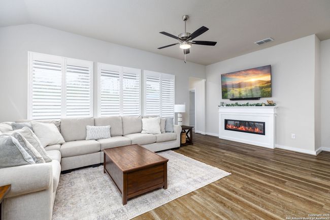 4415 Tiger Run, House other with 3 bedrooms, 2 bathrooms and null parking in San Antonio TX | Image 19