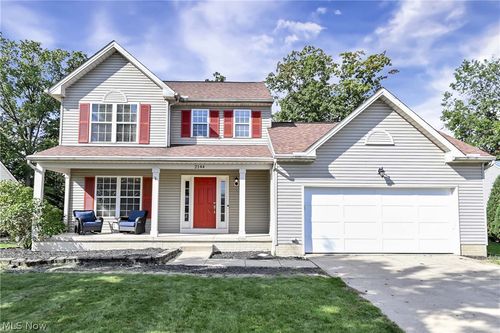 2144 Reserve Cir N, Lorain, OH, 44053-3098 | Card Image