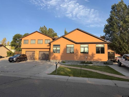 2030 Carson St, Rock Springs, WY, 82901-6746 | Card Image