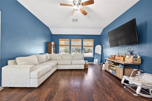 10391 Royal Magnolia Dr, Conroe, TX, 77303-2783 | Card Image