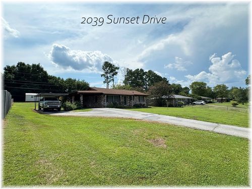 2039 Sunset Dr, Seneca, SC, 29672-7959 | Card Image