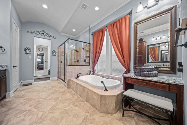 207 Fox Squirrel Ct, House other with 4 bedrooms, 4 bathrooms and 3 parking in Pinehurst TX | Image 21