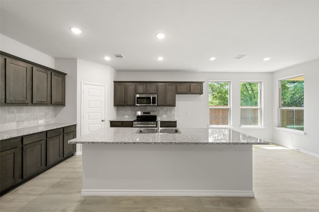 3121-3123 Long Rope- Kitchen-1 | Image 7