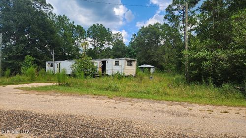 26094 Rainbow Dr, Perkinston, MS, 39573-4405 | Card Image