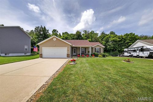 581 Creekwood Blvd, Troy, MO, 63379-2916 | Card Image