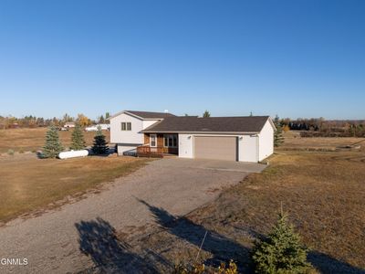 7700 22nd Avenue Se, House other with 2 bedrooms, 1 bathrooms and null parking in Bismarck ND | Image 3