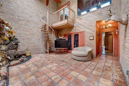 5141 Del Monte Dr, Houston, TX, 77056-4302 | Card Image