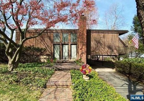46 Madison Ave, Demarest, NJ, 07627-1421 | Card Image