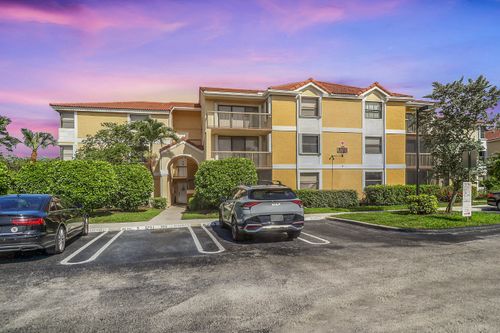 102b6-5701 Riverside Dr, Coral Springs, FL, 33067-2939 | Card Image