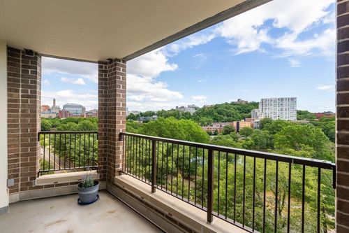 901-77 Pond Ave, Brookline, MA, 02445 | Card Image