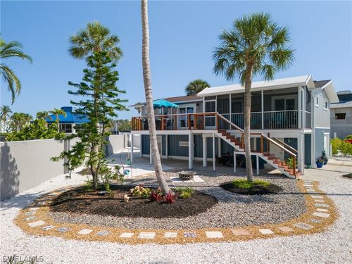 128 Gulfview Ave, FORT MYERS BEACH, FL, 33931-3930 | Card Image
