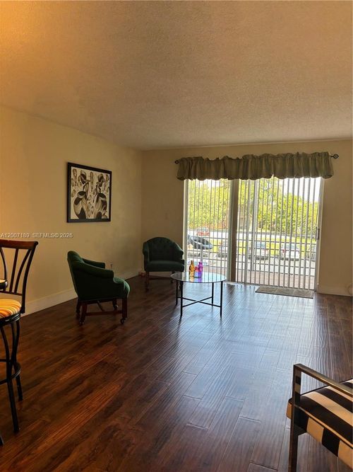 202-3000 E Sunrise Lakes Dr, Sunrise, FL, 33322-1723 | Card Image