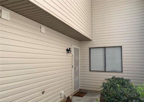 8577 Parkside Dr, Jonesboro, GA, 30238-4323 | Card Image