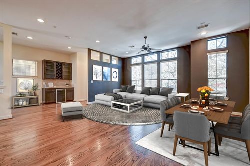 unit-c-5211 Eigel St, Houston, TX, 77007-3277 | Card Image