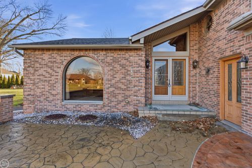 12366 Cone Dr, Shelby Township, MI, 48315-5702 | Card Image