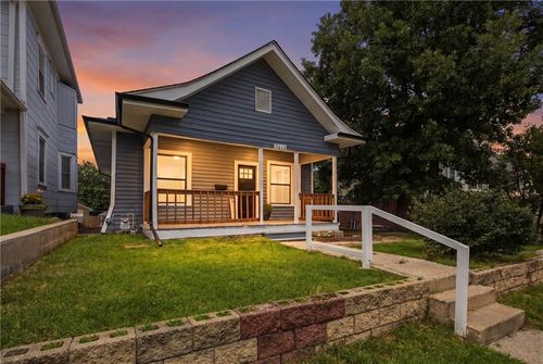 3612 Strong Ave, Kansas City, KS, 66106-2050 | Card Image