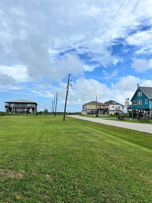 714 Salt Cedar Ln, Port Bolivar, TX, 77650 | Card Image