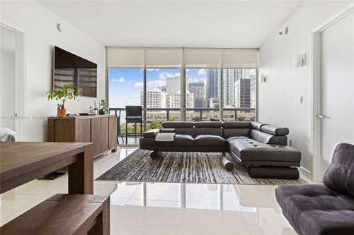 apt-905-495 Brickell Ave, Miami, FL, 33131-2776 | Card Image