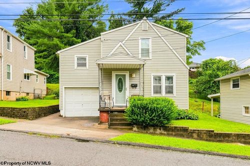 121 Grant Street, Clarksburg, WV, 26301 | Card Image