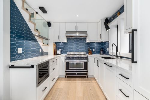 3918 Carolina St, Vancouver, BC, V5V4B6 | Card Image
