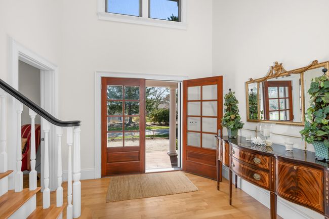 Foyer | Image 4