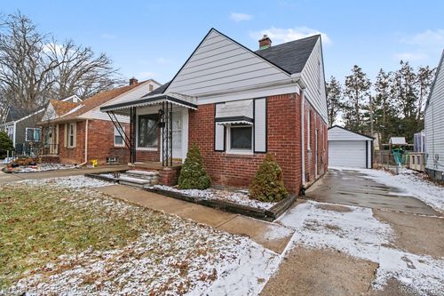 3157 Dallas St, Dearborn, MI, 48124-4111 | Card Image