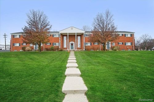 1103 Tienken Ct, Rochester Hills, MI, 48306-4359 | Card Image