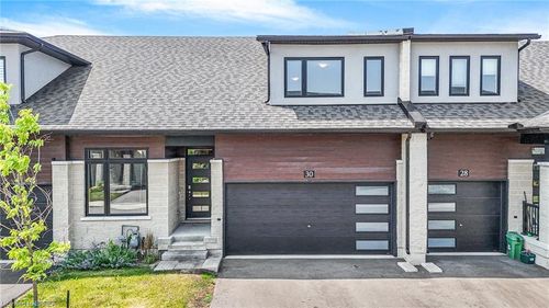 30 Bensley Lane, Hamilton, ON, L9C0E7 | Card Image