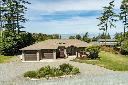 1335 Crestline Ter, Oak Harbor, WA, 98277-7326 | Card Image