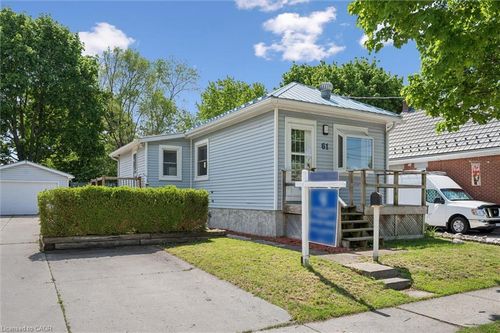 61 Johnston St, Guelph, ON, N1E5T5 | Card Image