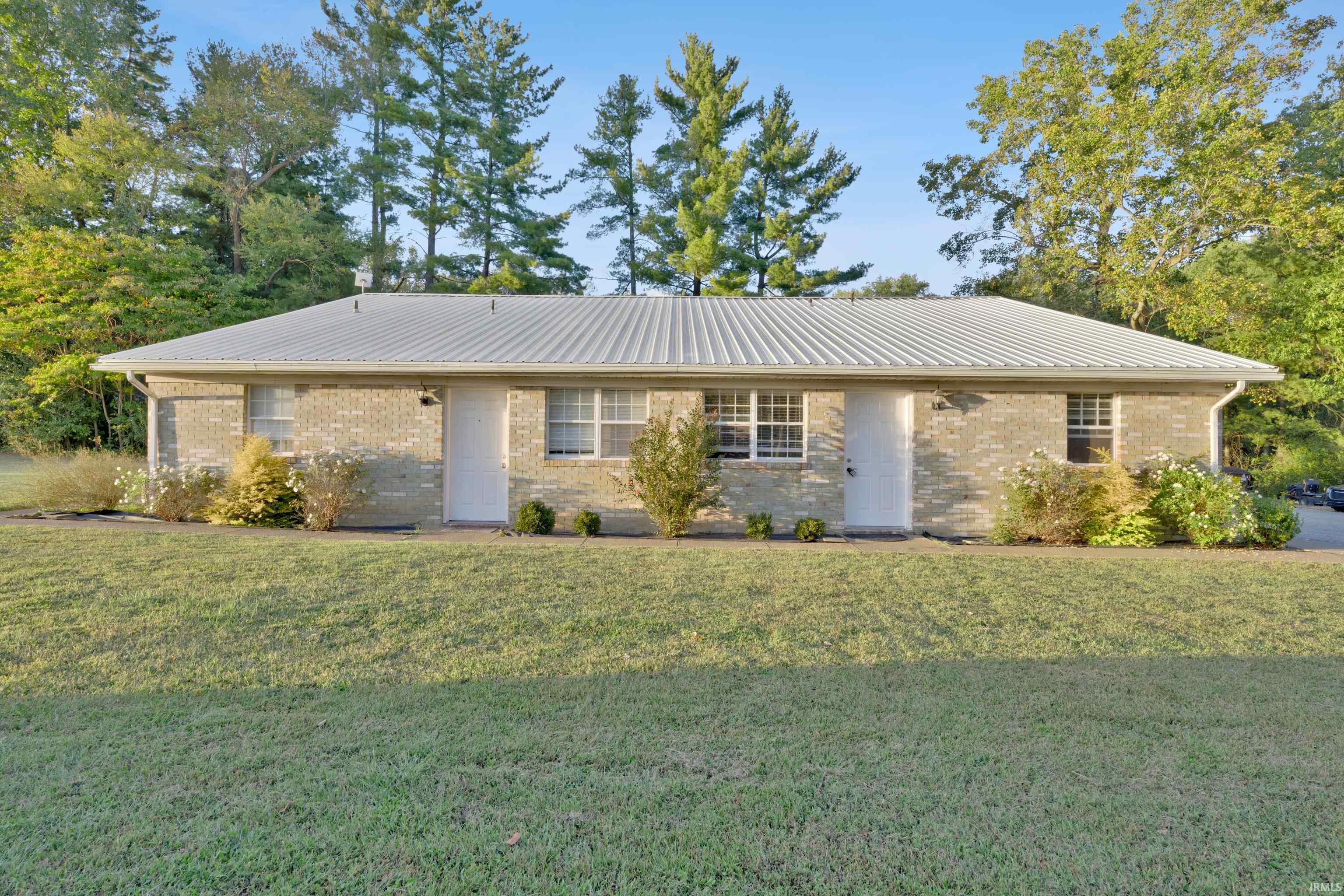 6223 Fox Ridge Rd, Pending in Evansville - eXp Realty