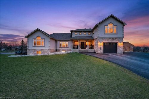 5499 Attema Cres, St Anns, ON, L0R1Y0 | Card Image