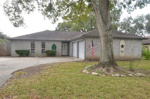 3514 Glenmeadow Dr, Rosenberg, TX, 77471-4752 | Card Image