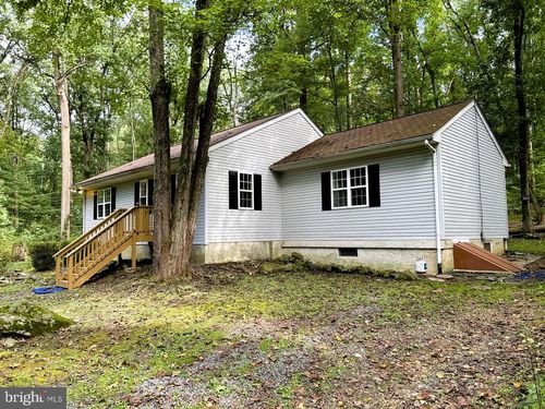 104 Delphi Rd, SCHWENKSVILLE, PA, 19473-1726 | Card Image