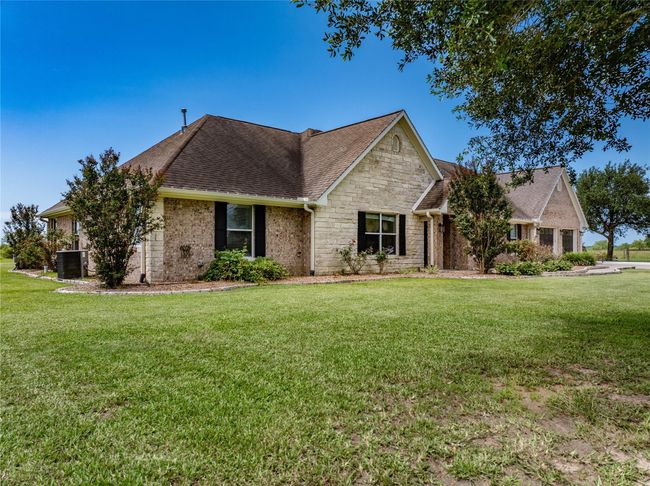 17087 County Road 266, Home with 3 bedrooms, 4 bathrooms and 2 parking in East Bernard TX | Image 28