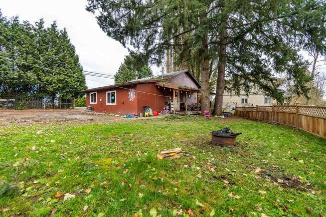 49519 Yale Road, House other with 6 bedrooms, 3 bathrooms and 7 parking in Chilliwack BC | Image 6