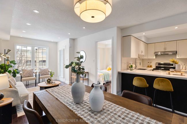 43 Linnell St, House attached with 3 bedrooms, 3 bathrooms and 2 parking in Ajax ON | Image 6