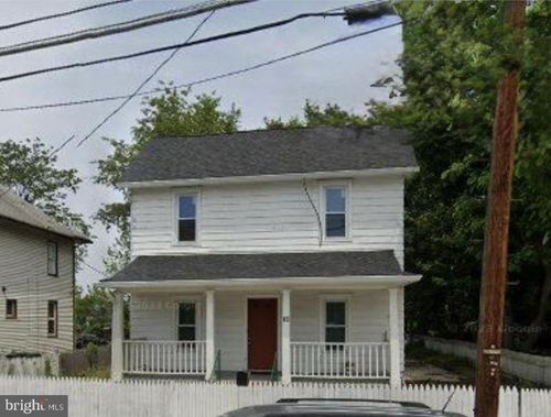 15 Walnut St, PENNS GROVE, NJ, 08069-1719 | Card Image