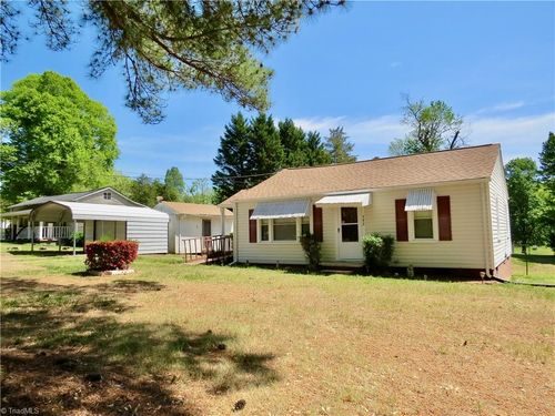 793 Wolf Island Road, Reidsville, NC, 27320 | Card Image