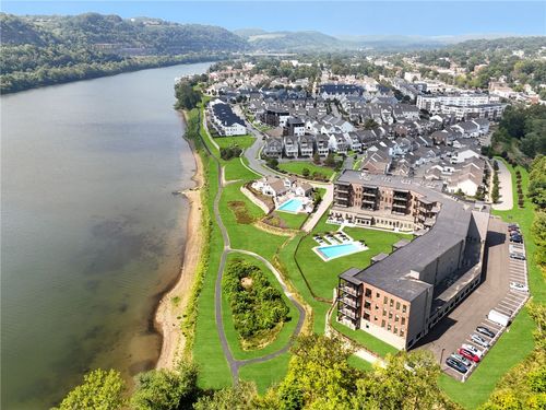 apt-407-1 1st St, Oakmont, PA, 15139-2167 | Card Image