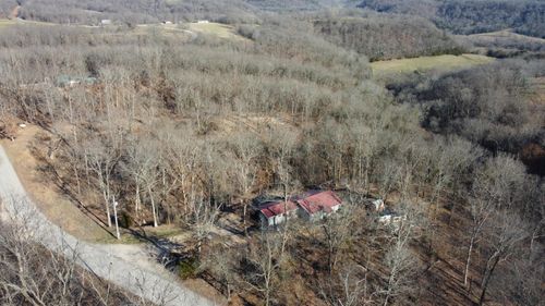 1366 Mountain Rd, Washburn, MO, 65772-9293 | Card Image