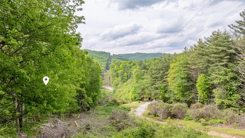 13 Receptive Dr, Glenville, NC, 28736 | Card Image