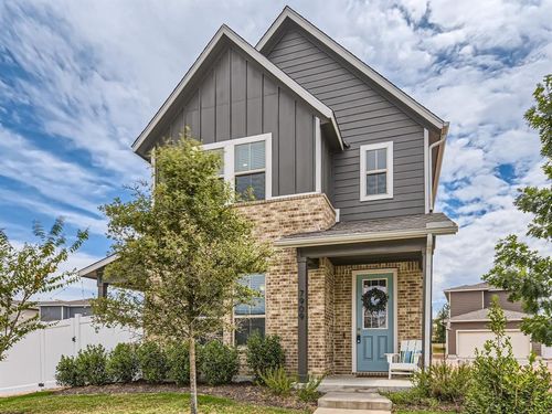 7909 Mandela Bnd, Austin, TX, 78744-2091 | Card Image