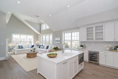 319-87 Elm St, Cohasset, MA, 02025-0167 | Card Image
