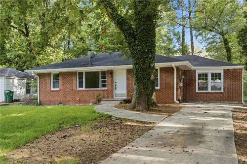 2801 Mitchell Dr, Decatur, GA, 30032-4233 | Card Image