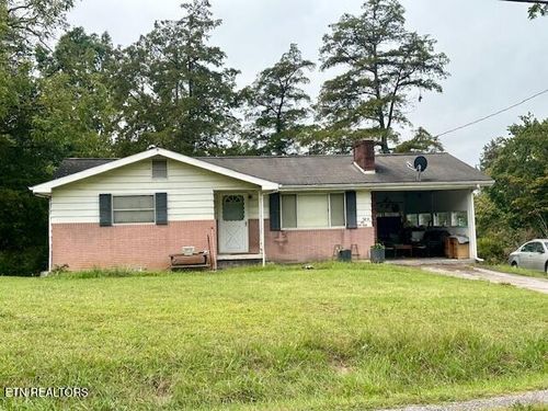 2017 Us Highway 421, Pennington Gap, VA, 24277-7571 | Card Image